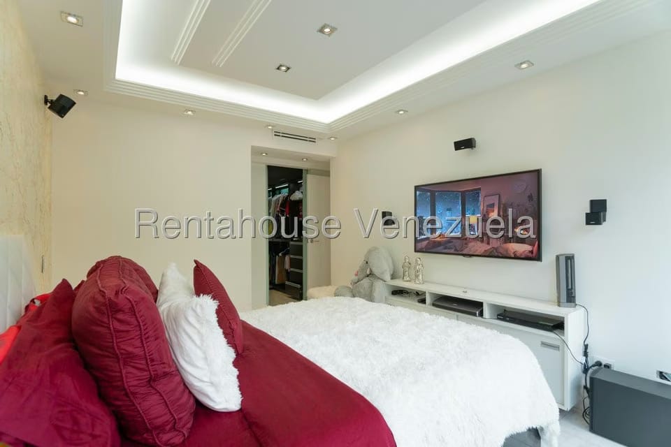 Apartamento (1 Nivel) en Alquiler en El Rosal, Distrito Metropolitano - 7