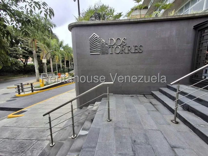 Comercial (Oficina) en Alquiler en La Lagunita Country Club, Distrito Metropolitano - 2