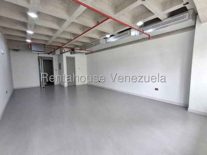 Comercial (Oficina) en Alquiler en La Lagunita Country Club, Distrito Metropolitano - 13