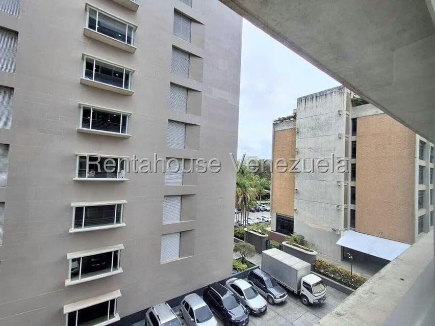 Comercial (Oficina) en Alquiler en La Lagunita Country Club, Distrito Metropolitano - 15