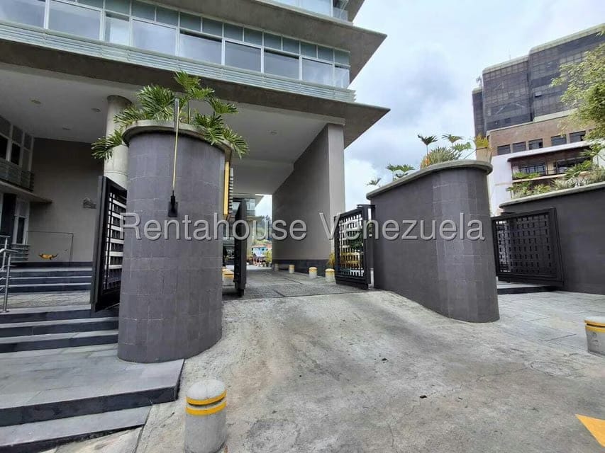 Comercial (Oficina) en Alquiler en La Lagunita Country Club, Distrito Metropolitano - 18