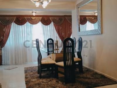 VENTA DE TOWNHOUSE SECTOR LAGUNETICA LOS TEQUES - 9