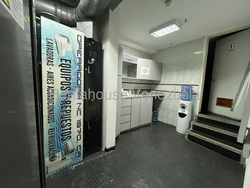 Comercial (Oficina) en Alquiler en La Campiña, Distrito Metropolitano - 15