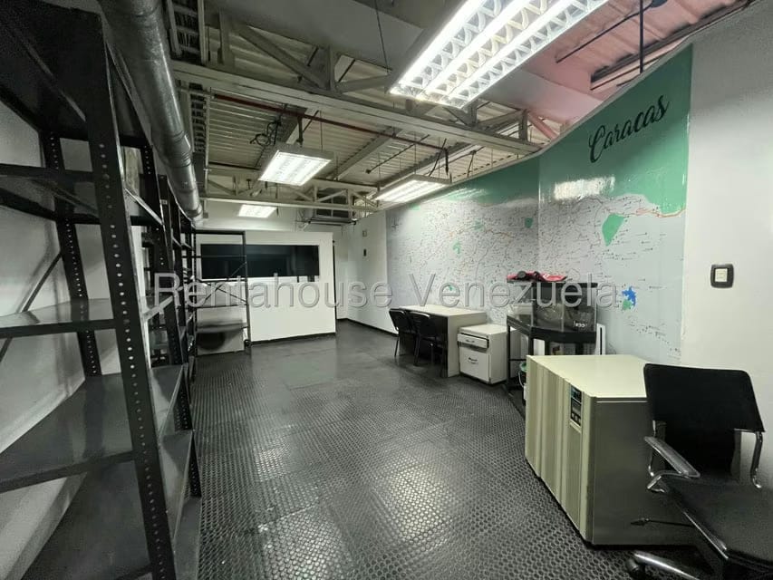 Comercial (Oficina) en Alquiler en La Campiña, Distrito Metropolitano - 17