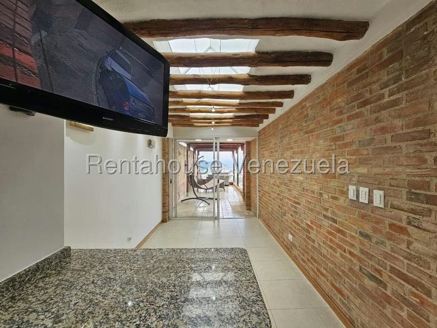 Casa (Multipes Niveles) en Venta en Los Naranjos del Cafetal, Distrito Metropolitano - 23