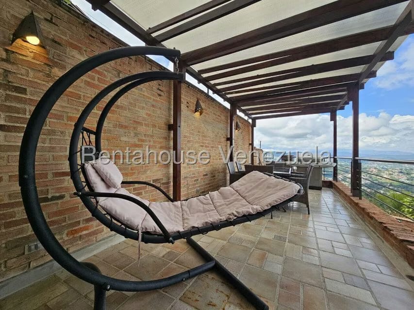 Casa (Multipes Niveles) en Venta en Los Naranjos del Cafetal, Distrito Metropolitano - 25