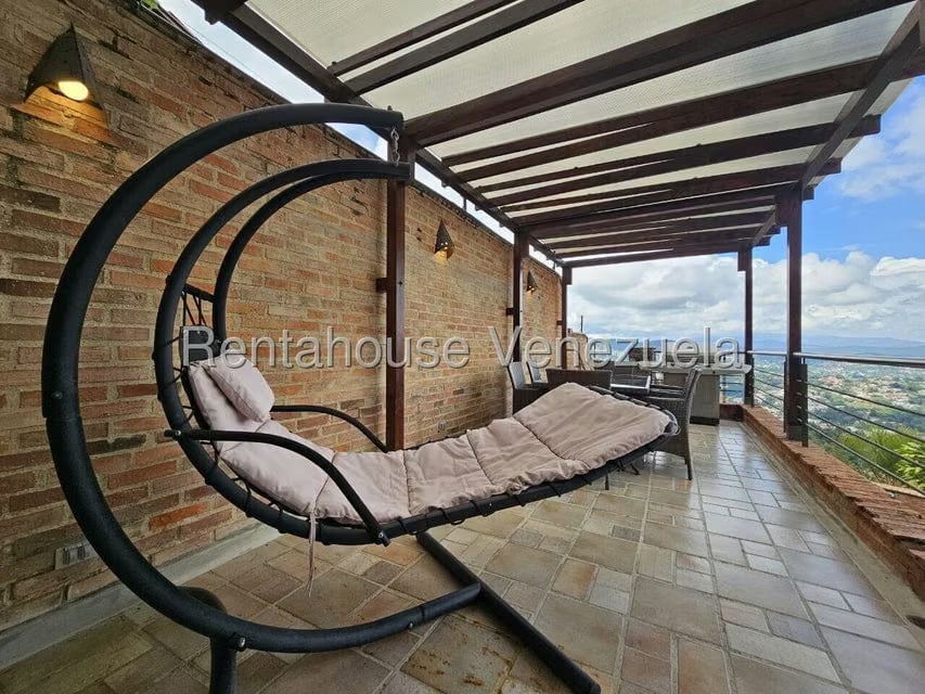 Casa (Multipes Niveles) en Venta en Los Naranjos del Cafetal, Distrito Metropolitano - 25