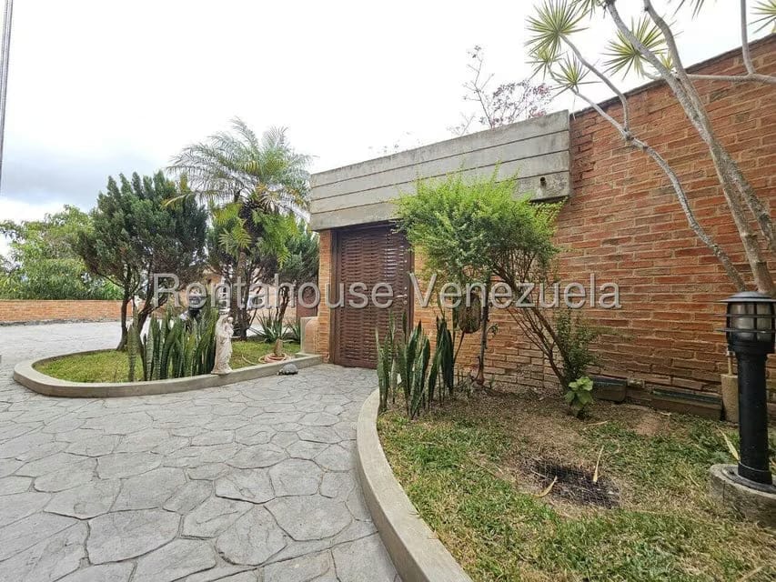 Casa (Multipes Niveles) en Venta en Los Naranjos del Cafetal, Distrito Metropolitano - 5