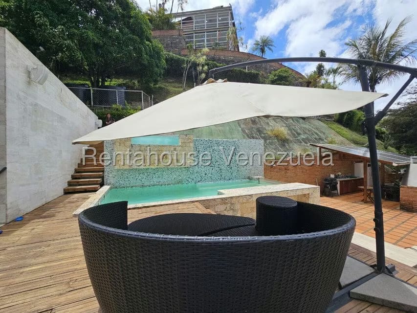 Casa (Multipes Niveles) en Venta en Los Naranjos del Cafetal, Distrito Metropolitano - 49