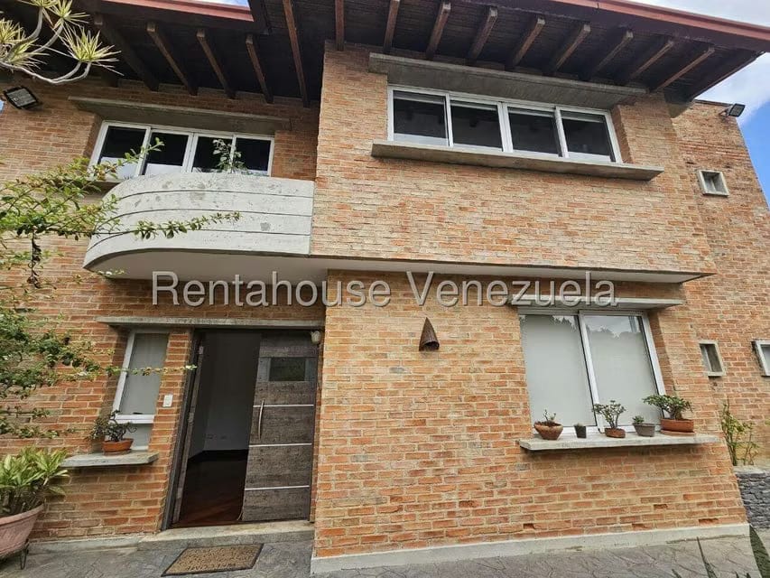 Casa (Multipes Niveles) en Venta en Los Naranjos del Cafetal, Distrito Metropolitano - 6