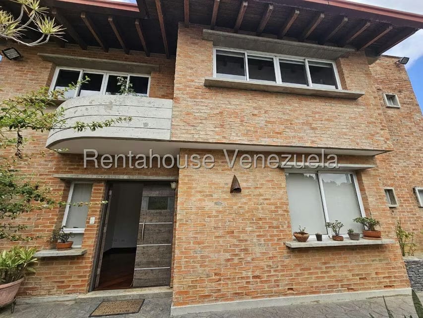 Casa (Multipes Niveles) en Venta en Los Naranjos del Cafetal, Distrito Metropolitano - 6