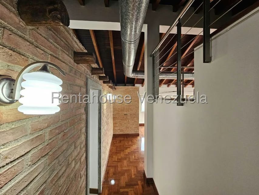Casa (Multipes Niveles) en Venta en Los Naranjos del Cafetal, Distrito Metropolitano - 62
