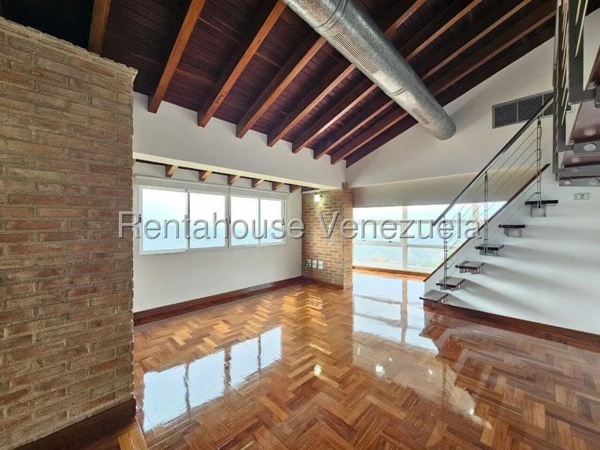 Casa (Multipes Niveles) en Venta en Los Naranjos del Cafetal, Distrito Metropolitano - 63