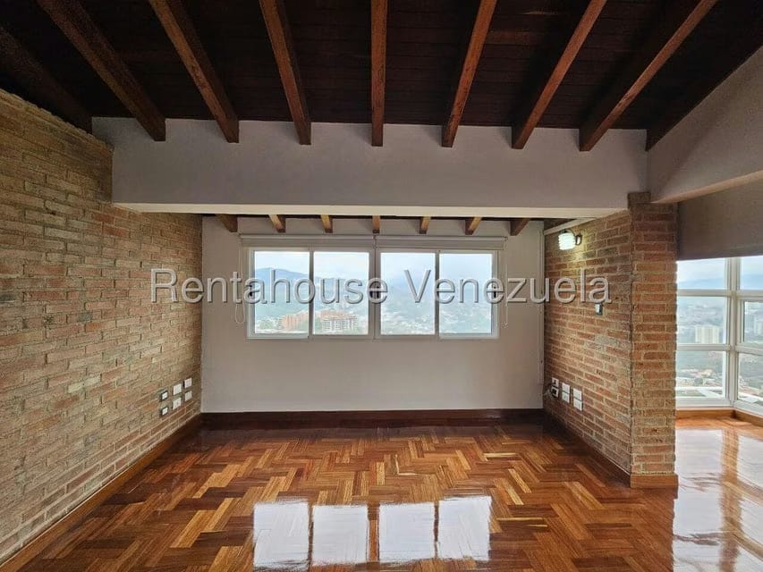 Casa (Multipes Niveles) en Venta en Los Naranjos del Cafetal, Distrito Metropolitano - 64