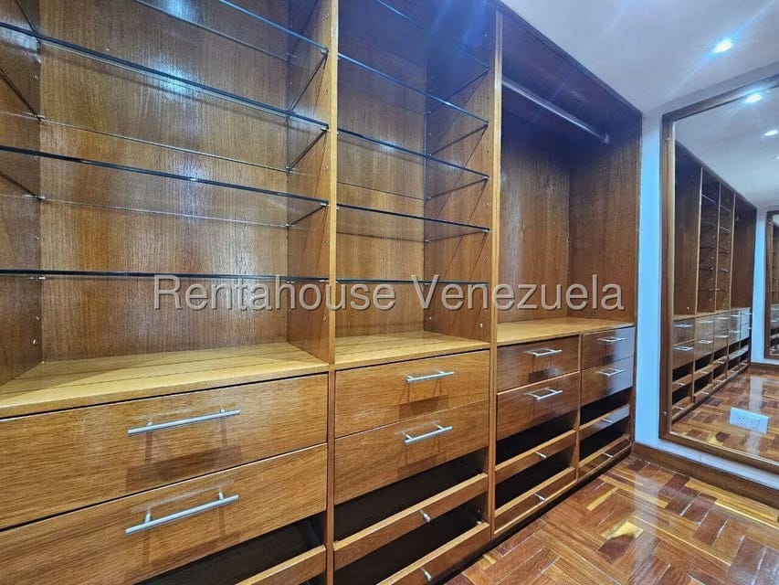 Casa (Multipes Niveles) en Venta en Los Naranjos del Cafetal, Distrito Metropolitano - 72