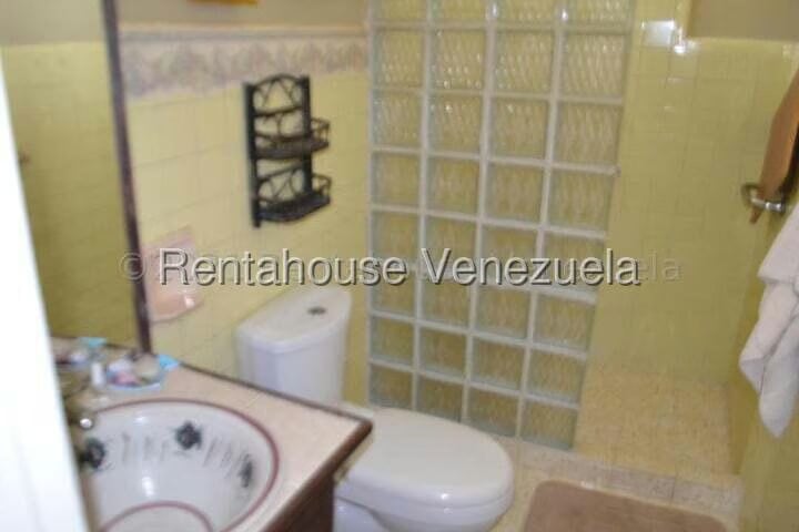 Casa (Duplex) en Venta en Los Corales, Vargas - 21