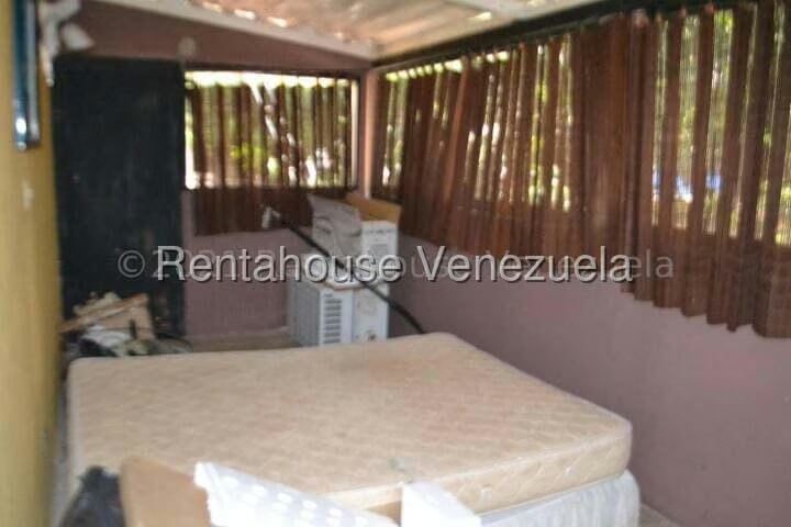 Casa (Duplex) en Venta en Los Corales, Vargas - 35