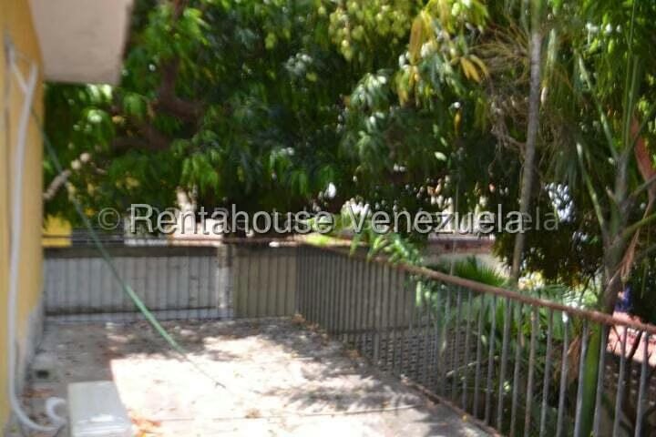 Casa (Duplex) en Venta en Los Corales, Vargas - 36