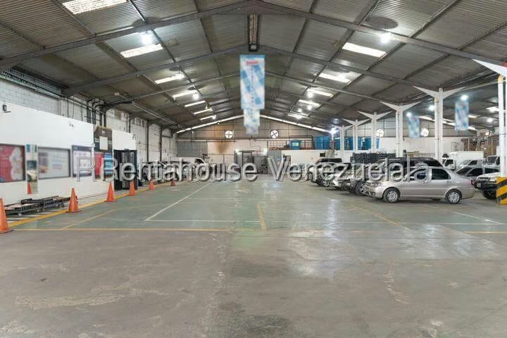 Comercial (Galpon - Deposito) en Venta en El Encantado, Distrito Metropolitano