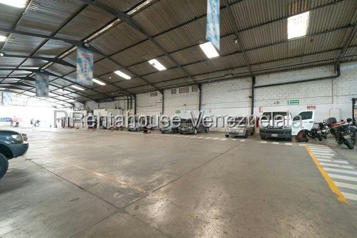Comercial (Galpon - Deposito) en Venta en El Encantado, Distrito Metropolitano - 4