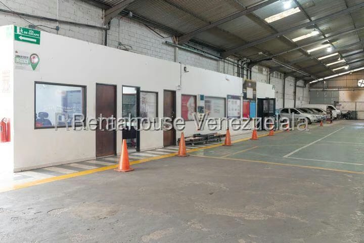 Comercial (Galpon - Deposito) en Venta en El Encantado, Distrito Metropolitano - 6