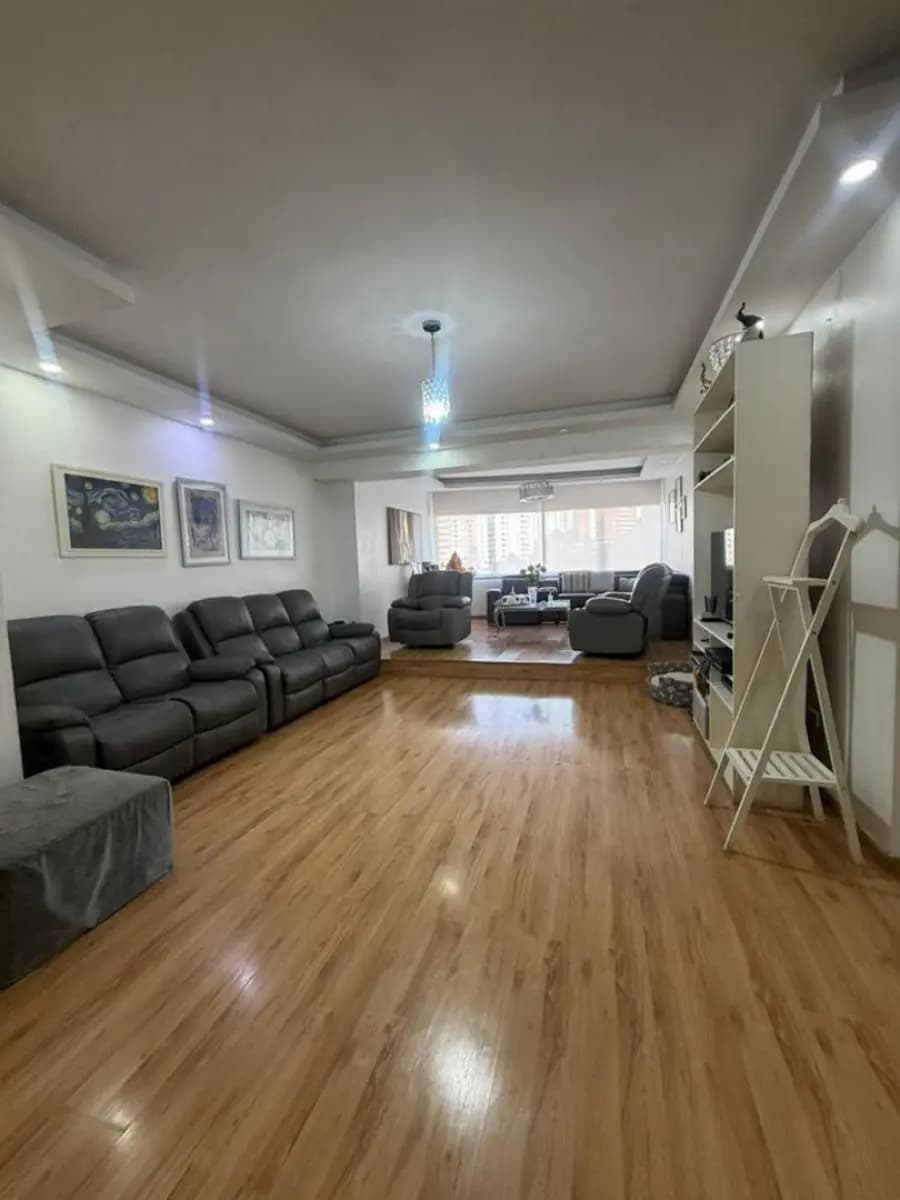 Apartamento en Venta en Urb. El Bosque Valencia - 4