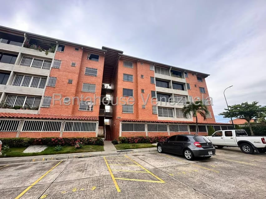 Apartamento (1 Nivel) en Alquiler en Sector San Pedro, Miranda - 21