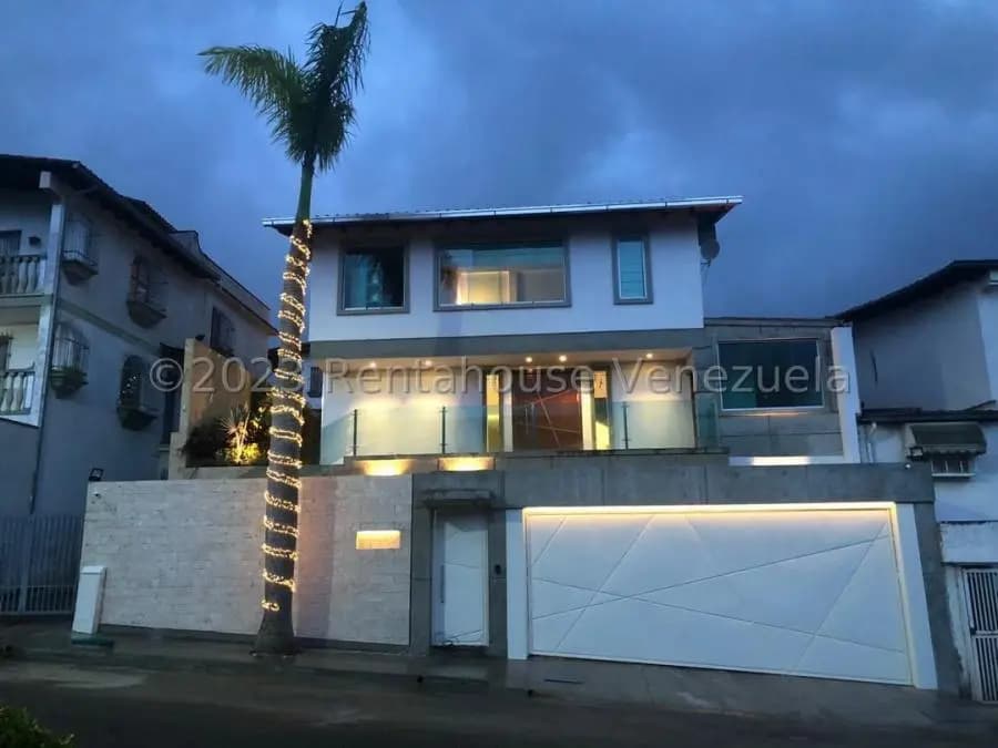 Casa en Venta en Los Naranjos del Cafetal Caracas