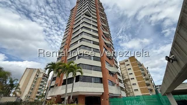 Apartamento (Duplex) en Alquiler en Santa Rosa de Lima, Distrito Metropolitano
