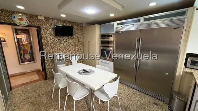 Apartamento (Duplex) en Alquiler en Santa Rosa de Lima, Distrito Metropolitano - 11