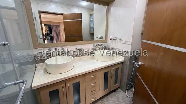 Apartamento (Duplex) en Alquiler en Santa Rosa de Lima, Distrito Metropolitano - 16