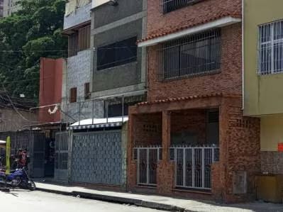 Local comercial en venta, Catia, Calle Panamericana FM