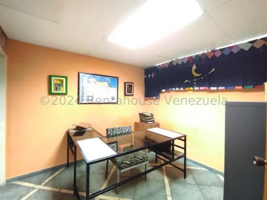 Oficina en Venta en Jose Casanova Godoy Maracay - 12