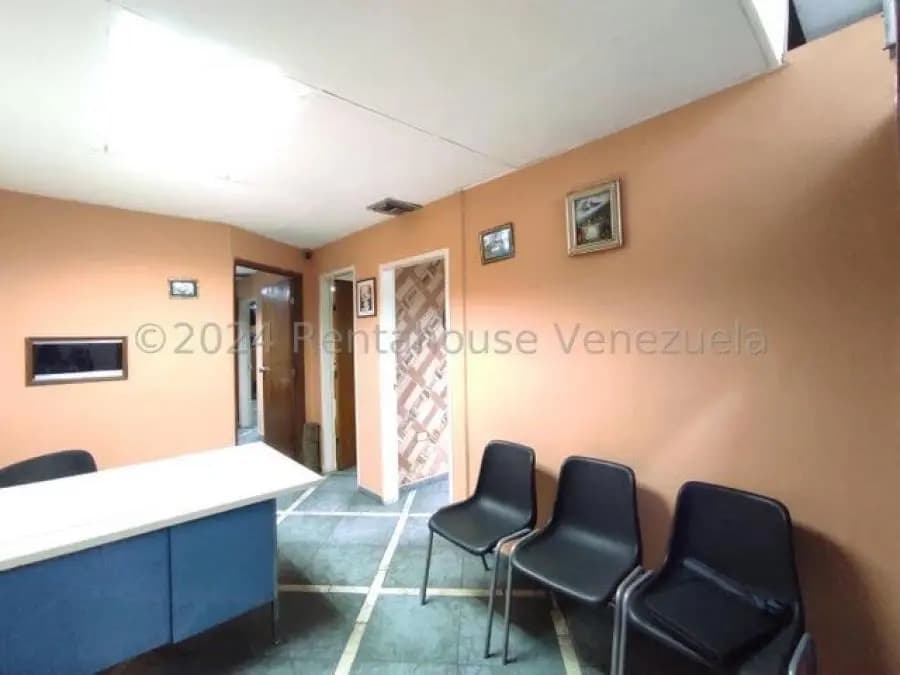 Oficina en Venta en Jose Casanova Godoy Maracay - 13