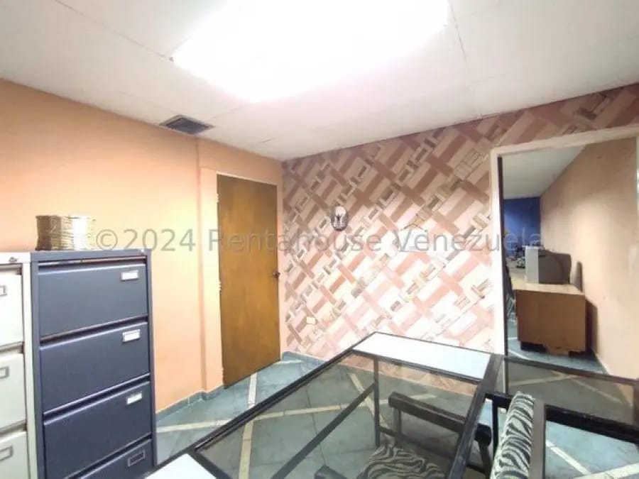 Oficina en Venta en Jose Casanova Godoy Maracay - 4