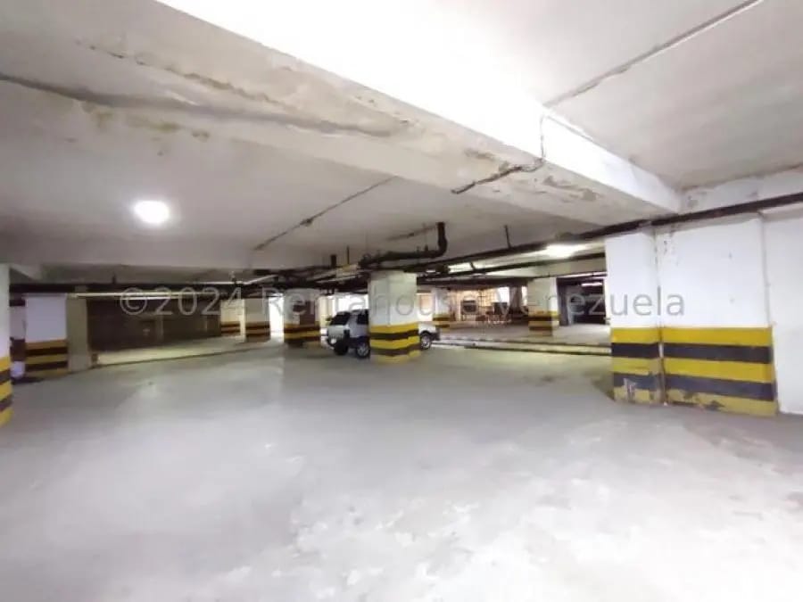 Oficina en Venta en Jose Casanova Godoy Maracay - 9