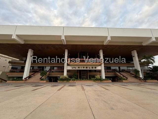 Comercial (Local Comercial) en Alquiler en 5 de Julio, Zulia - 12