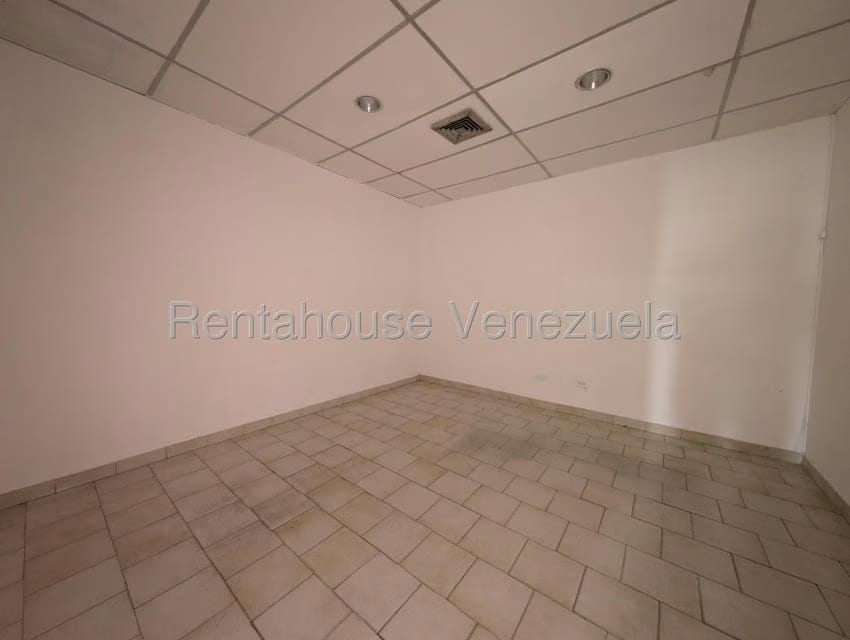 Comercial (Oficina) en Venta en La Barraca, Aragua - 16