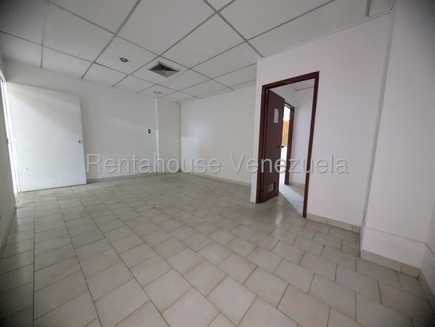 Comercial (Oficina) en Venta en La Barraca, Aragua - 5