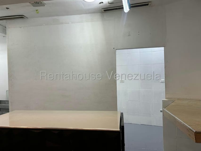 Comercial (Local Comercial) en Venta en San Bernardino, Distrito Metropolitano - 12