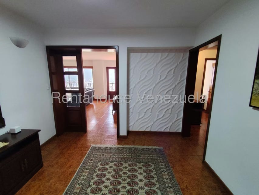 Apartamento (1 Nivel) en Alquiler en Colinas de Bello Monte, Distrito Metropolitano - 27