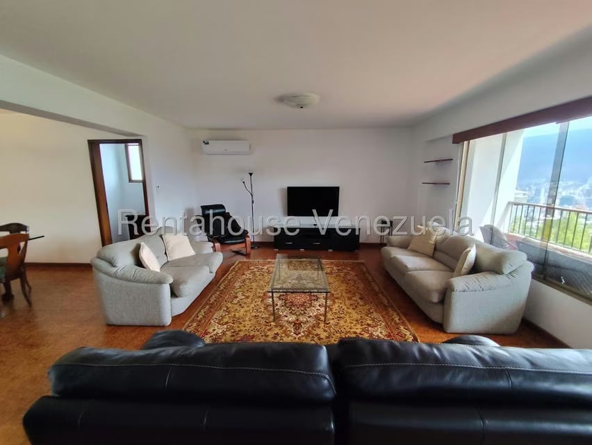 Apartamento (1 Nivel) en Alquiler en Colinas de Bello Monte, Distrito Metropolitano - 31