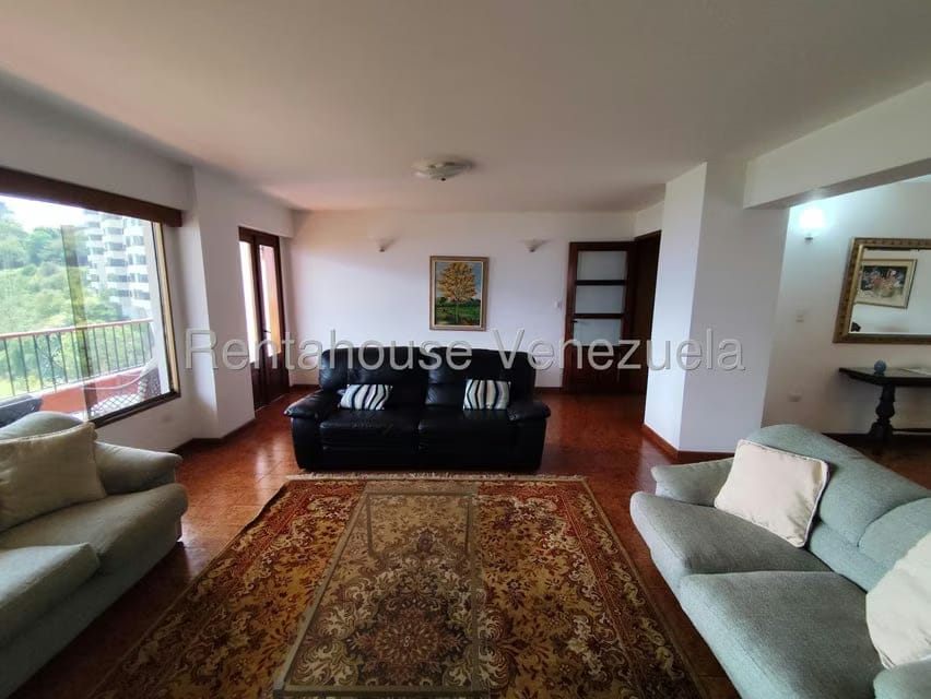 Apartamento (1 Nivel) en Alquiler en Colinas de Bello Monte, Distrito Metropolitano - 37