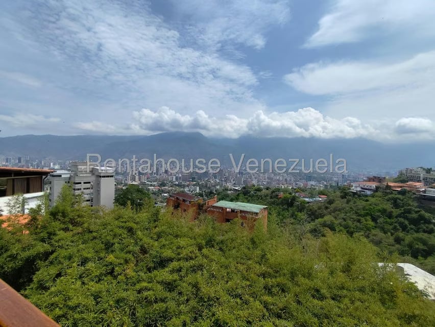 Apartamento (1 Nivel) en Alquiler en Colinas de Bello Monte, Distrito Metropolitano - 44