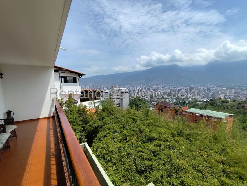 Apartamento (1 Nivel) en Alquiler en Colinas de Bello Monte, Distrito Metropolitano - 47