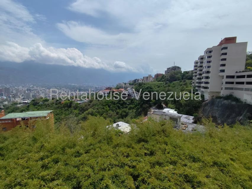 Apartamento (1 Nivel) en Alquiler en Colinas de Bello Monte, Distrito Metropolitano - 49