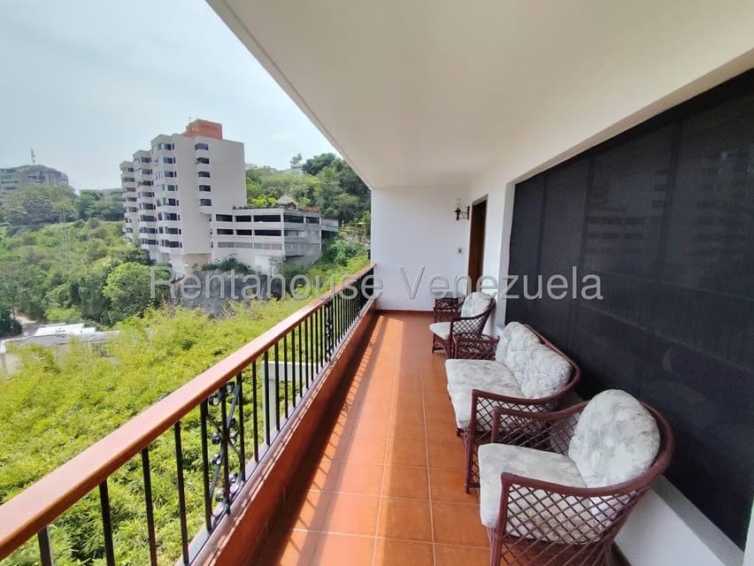 Apartamento (1 Nivel) en Alquiler en Colinas de Bello Monte, Distrito Metropolitano - 52