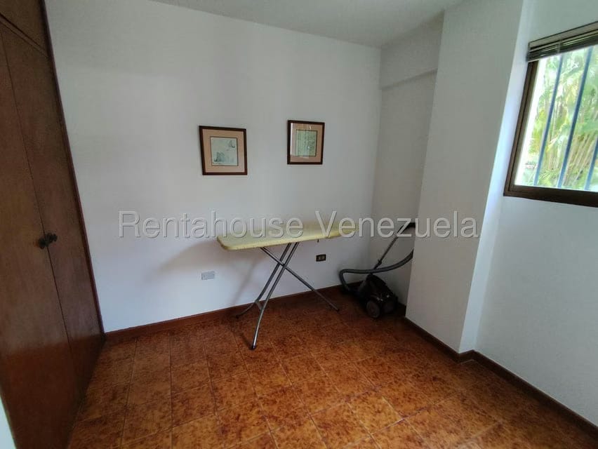 Apartamento (1 Nivel) en Alquiler en Colinas de Bello Monte, Distrito Metropolitano - 64