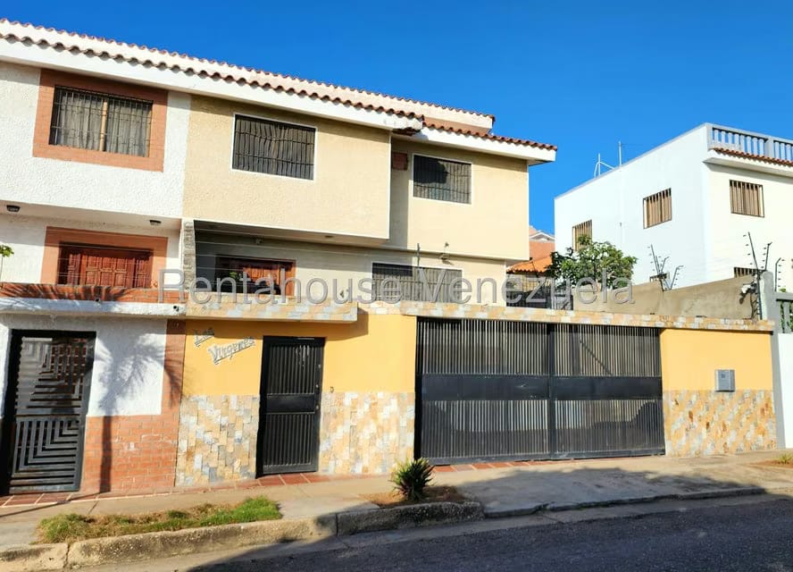 Townhouse (Duplex) en Venta en Pampatar, Nueva Esparta