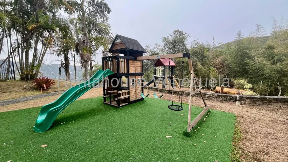 Apartamento (1 Nivel) en Alquiler en Parque Oripoto, Distrito Metropolitano - 2